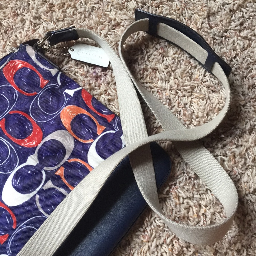 NWOT Navy blue coach purse